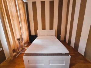 Pronájem bytu 2+kk, Praha - Vinohrady, Rumunská, 57 m2