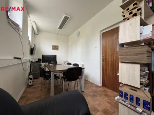 Prodej výrobních prostor, Věžky, 2322 m2