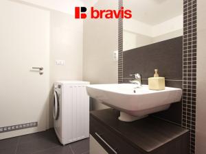 Pronájem bytu 1+kk, Brno - Slatina, Kigginsova, 44 m2