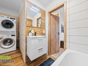 Prodej bytu 3+1, Uherské Hradiště, Na Rybníku, 75 m2