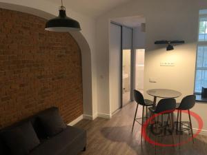 Pronájem bytu 2+kk, Praha, Na bělidle, 43 m2