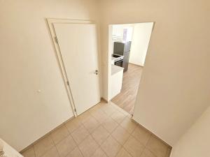 Pronájem bytu 2+kk, Praha - Žižkov, Rokycanova, 39 m2