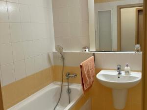 Prodej bytu 3+kk, Rakovník - Rakovník II, Dukel. hrdinů, 67 m2