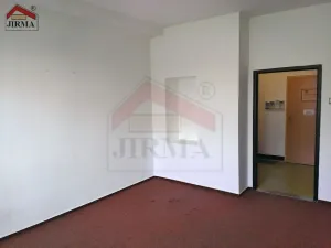 Pronájem kanceláře, Kolín, U Křižovatky, 18 m2