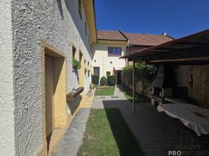 Prodej vícegeneračního domu, Radvanice, 170 m2