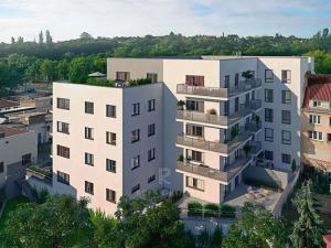 Prodej bytu 3+kk, Praha - Vysočany, Spojovací, 98 m2