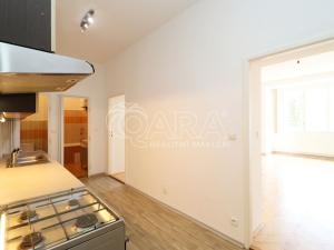 Pronájem bytu 2+1, Praha - Břevnov, Bělohorská, 60 m2