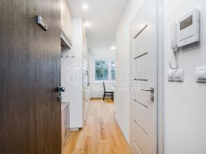 Pronájem bytu 1+1, Praha - Újezd nad Lesy, Sudějovická, 37 m2