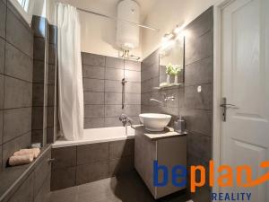 Pronájem pokoje, Praha - Vršovice, Žitomírská, 15 m2