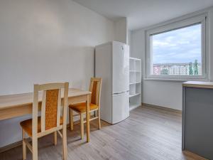Pronájem bytu 2+1, Chomutov, Bezručova, 55 m2