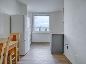 Pronájem bytu 2+1, Chomutov, Bezručova, 55 m2