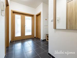 Pronájem bytu 3+kk, Praha - Vysočany, Ocelářská, 82 m2