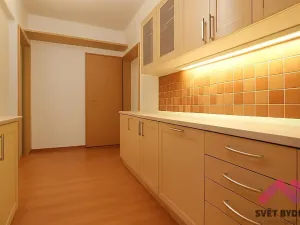 Prodej bytu 2+1, Nehvizdy, Vyšehořovická, 65 m2