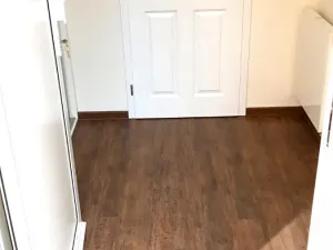 Pronájem bytu 1+kk, Praha - Libeň, Zenklova, 37 m2