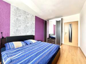 Pronájem bytu 2+kk, Liberec, Americká, 56 m2