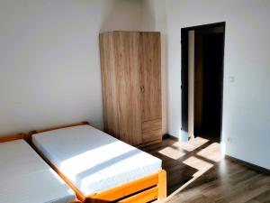 Pronájem bytu 1+kk, Kosmonosy, 35 m2