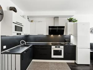 Prodej bytu 2+kk, Praha - Dolní Měcholupy, Honzíkova, 57 m2