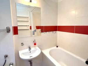 Pronájem bytu 1+1, Praha, Přechodní, 41 m2