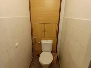 Pronájem bytu 2+kk, Praha, U pramene, 50 m2