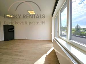 Pronájem bytu 1+kk, Praha - Velká Chuchle, Na hvězdárně, 35 m2