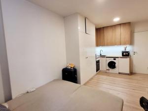 Pronájem bytu 1+kk, Praha - Strašnice, Strančická, 22 m2