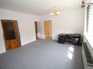 Prodej bytu 3+1, Mariánské Lázně - Úšovice, Dukelská, 93 m2