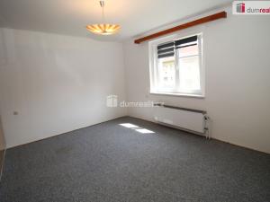 Prodej bytu 3+1, Mariánské Lázně - Úšovice, Dukelská, 93 m2