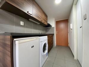 Pronájem bytu 1+kk, Praha - Vysočany, Freyova, 20 m2