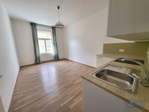 Pronájem bytu 3+kk, Praha - Libeň, Kotlaska, 60 m2