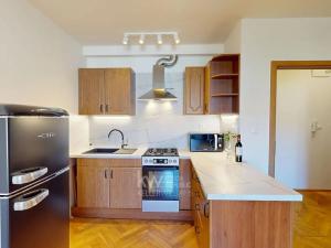 Pronájem bytu 2+kk, Praha - Vršovice, Orelská, 60 m2