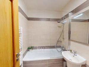 Pronájem bytu 2+kk, Praha - Vršovice, Orelská, 60 m2