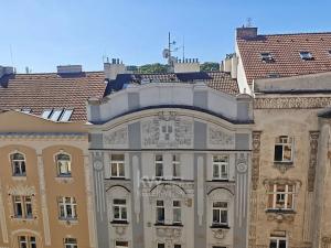 Pronájem bytu 2+kk, Praha - Vršovice, Orelská, 60 m2