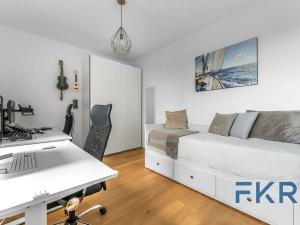 Prodej bytu 4+kk, Praha - Libeň, Zenklova, 97 m2