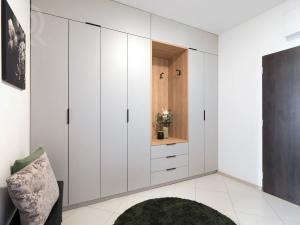 Pronájem bytu 2+kk, Praha - Dolní Měcholupy, Honzíkova, 54 m2