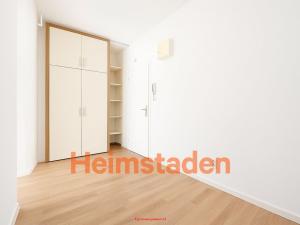 Pronájem bytu 1+1, Ostrava - Poruba, náměstí Vítězslava Nováka, 37 m2