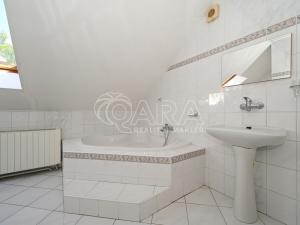 Pronájem rodinného domu, Praha - Benice, Květnového povstání, 145 m2