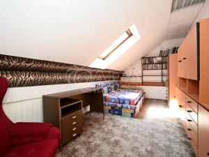 Pronájem rodinného domu, Praha - Benice, Květnového povstání, 145 m2