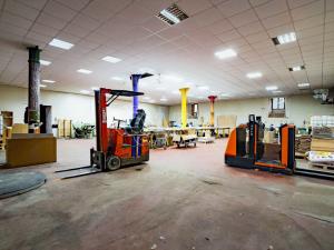 Prodej komerční nemovitosti, Liteň, 3293 m2