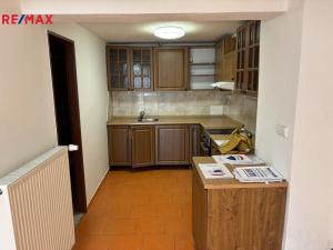Prodej bytu 3+1, Znojmo, Sokolská, 86 m2