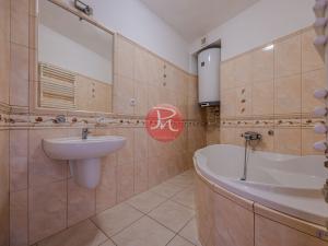 Prodej bytu 3+1, Světlá Hora - Světlá, 61 m2
