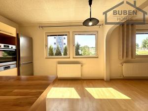 Prodej bytu 3+1, Tachov, Sládkova, 82 m2