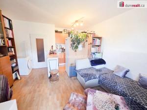 Prodej bytu 1+kk, Hostivice, B. Němcové, 33 m2