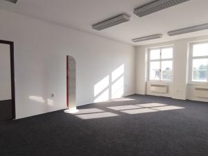 Pronájem kanceláře, Frýdek-Místek, náměstí Svobody, 97 m2