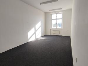 Pronájem kanceláře, Frýdek-Místek, náměstí Svobody, 97 m2