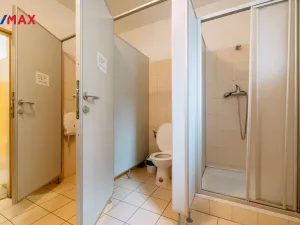 Prodej výrobních prostor, Třebíč - Borovina, Fibichova, 360 m2