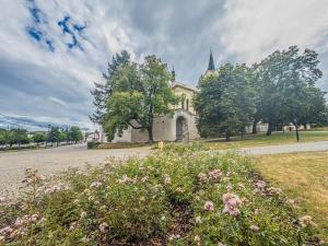 Prodej bytu 2+kk, Mníšek pod Brdy, V Edenu, 54 m2