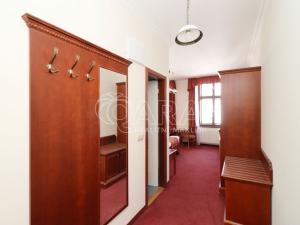 Pronájem bytu 1+kk, Praha - Vinohrady, Balbínova, 24 m2