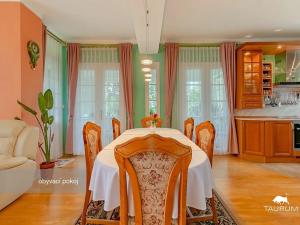 Prodej vily, Skalná, Za Školou, 341 m2