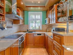 Prodej vily, Skalná, Za Školou, 341 m2