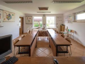 Pronájem skladu, Mělník, Kokořínská, 249 m2